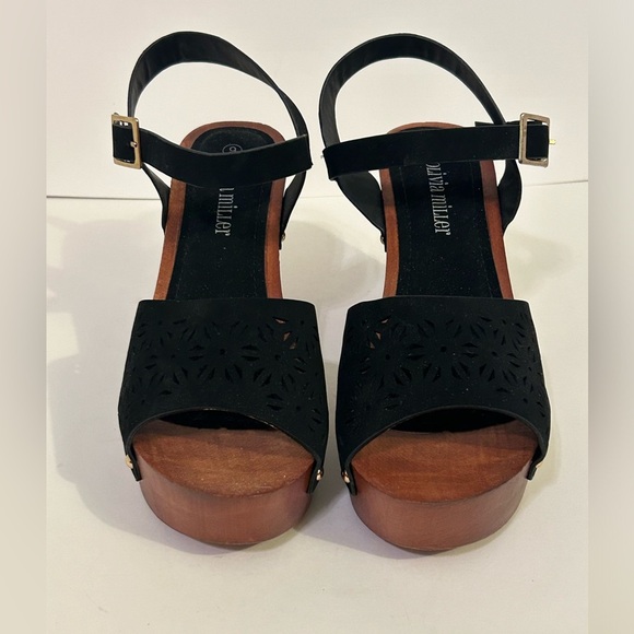 Olivia Miller Wedge Out Womens 9 Black Chunky Block Studded Open Toe - Picture 2 of 10